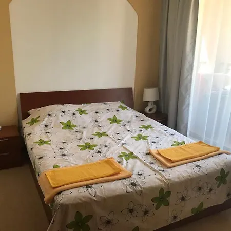 Life Apartment *